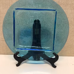 GÖSTA SIGVARD. Dish, glass, "Guest with Gösta", Lindshammar.