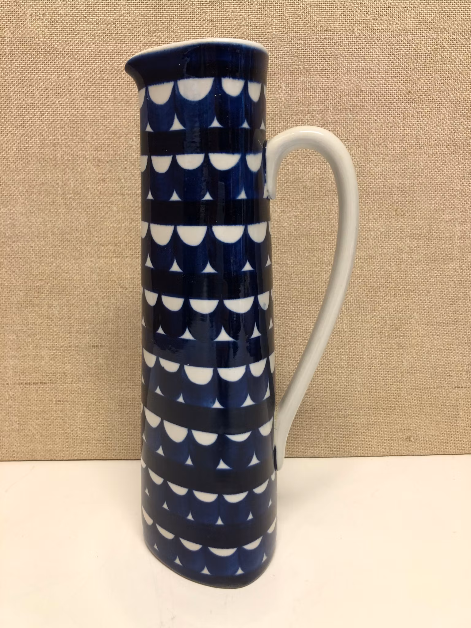 KARIN BJÖRQUIST. Kanna, keramik, "Indigo", Gustavsberg.