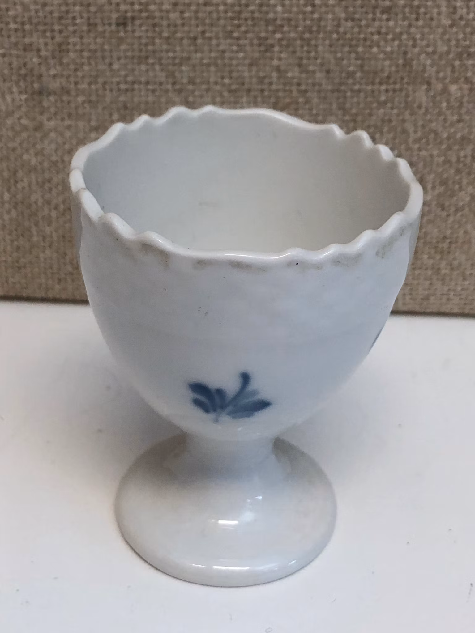 ÄGGKOPP, porslin, " Blå Blomster", Royal Copenhagen, Danmark.
