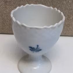 ÄGGKOPP, porslin, " Blå Blomster", Royal Copenhagen, Danmark.