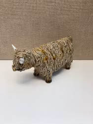 FIGURIN, porslin, " Highland ko", Castlewynd Studios, Scotland.