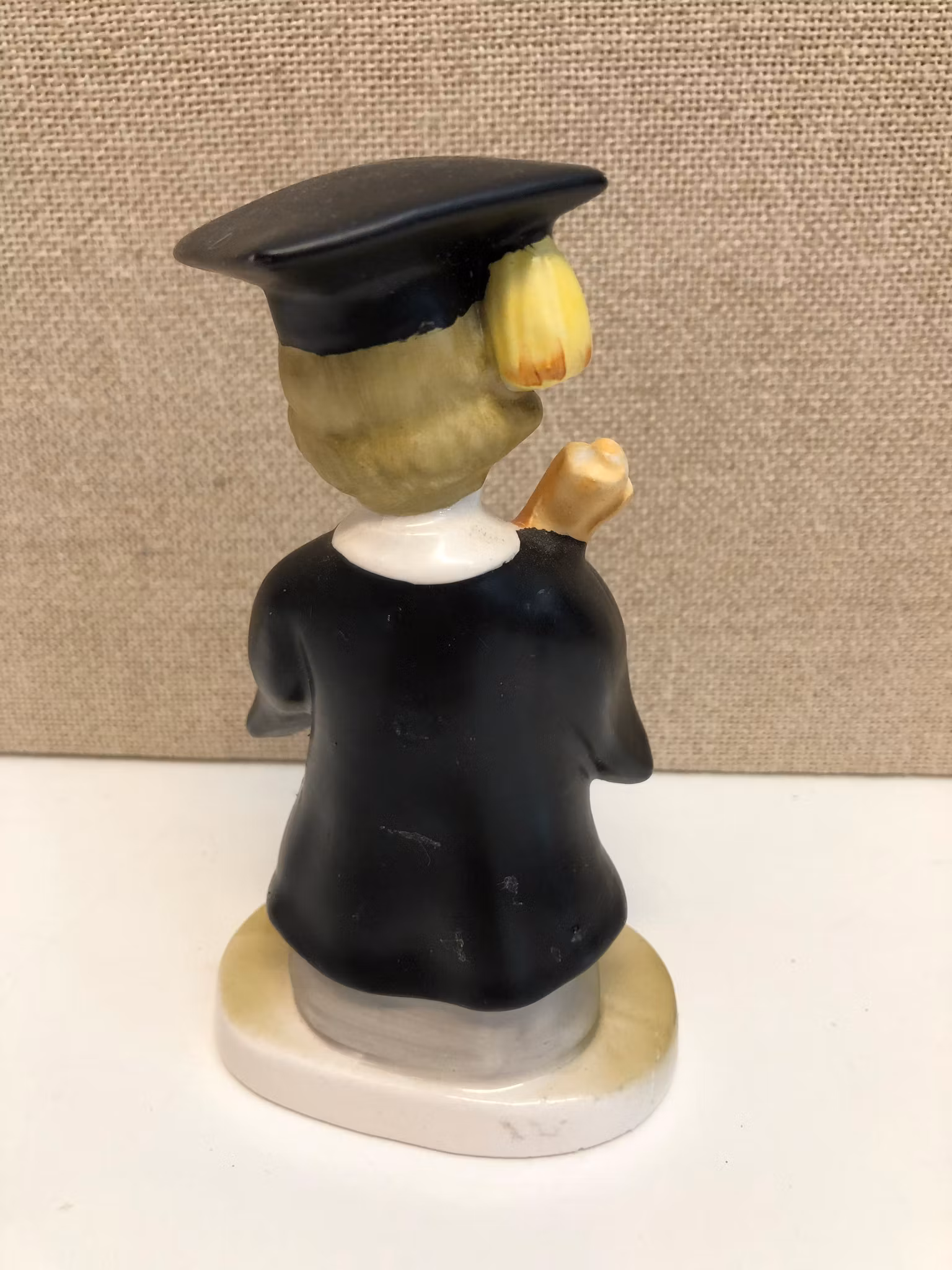 FIGURIN, porslin, " Student", Lefton, Japan, 1900-talets andra hälft.