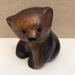 THOMAS HELLSTRÖM. Figurin, keramik, "Björn", Nittsjö.