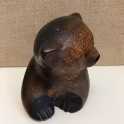 THOMAS HELLSTRÖM. Figurin, keramik, "Björn", Nittsjö.