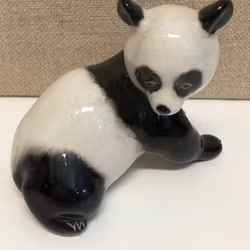 FIGURIN, porslin, "Panda", Lomonosov, USSR.