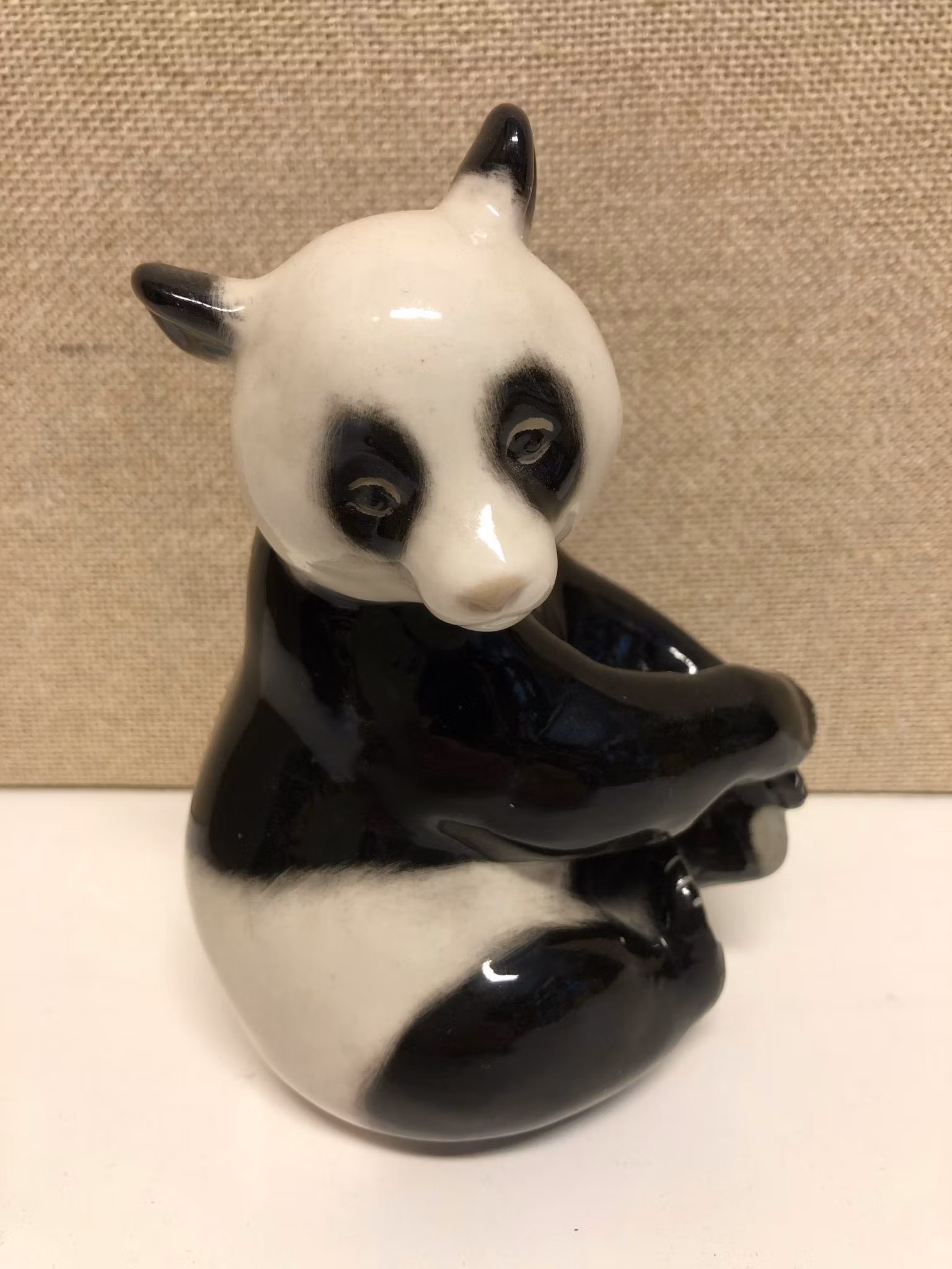 FIGURIN, porslin, "Panda", Lomonosov, USSR.