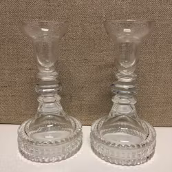 LJUSSTAKAR, ett par, glas, 1900-talets andra hälft.