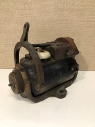 TÄNDMAGNET, MEA, MAGNETO BK4 Fyr cylindrig, 1910/20-tal.