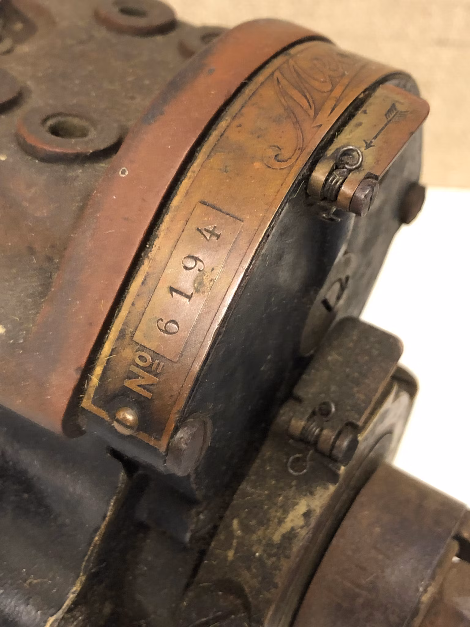 TÄNDMAGNET, MEA, MAGNETO BK4 Fyr cylindrig, 1910/20-tal.