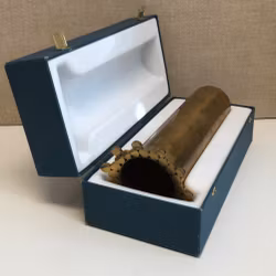 PIERRE FORSELL. Vase, brass, Studio production, Skultuna 1607, original box, 1970s.