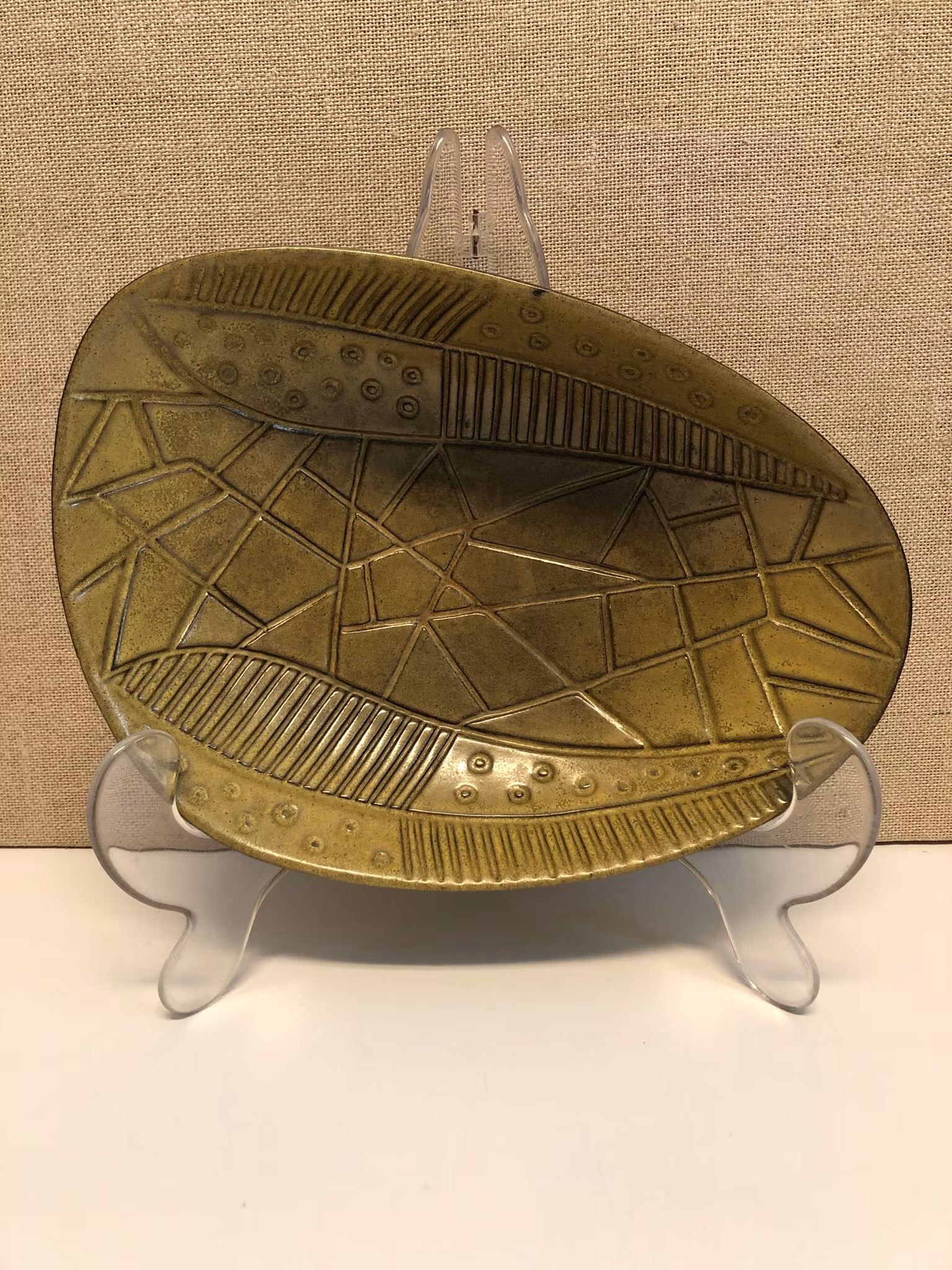 HJÖRDIS OLDFORS. Bowl, ceramic, "Ibitza", Uppsala Ekeby, 1950s-1960s.