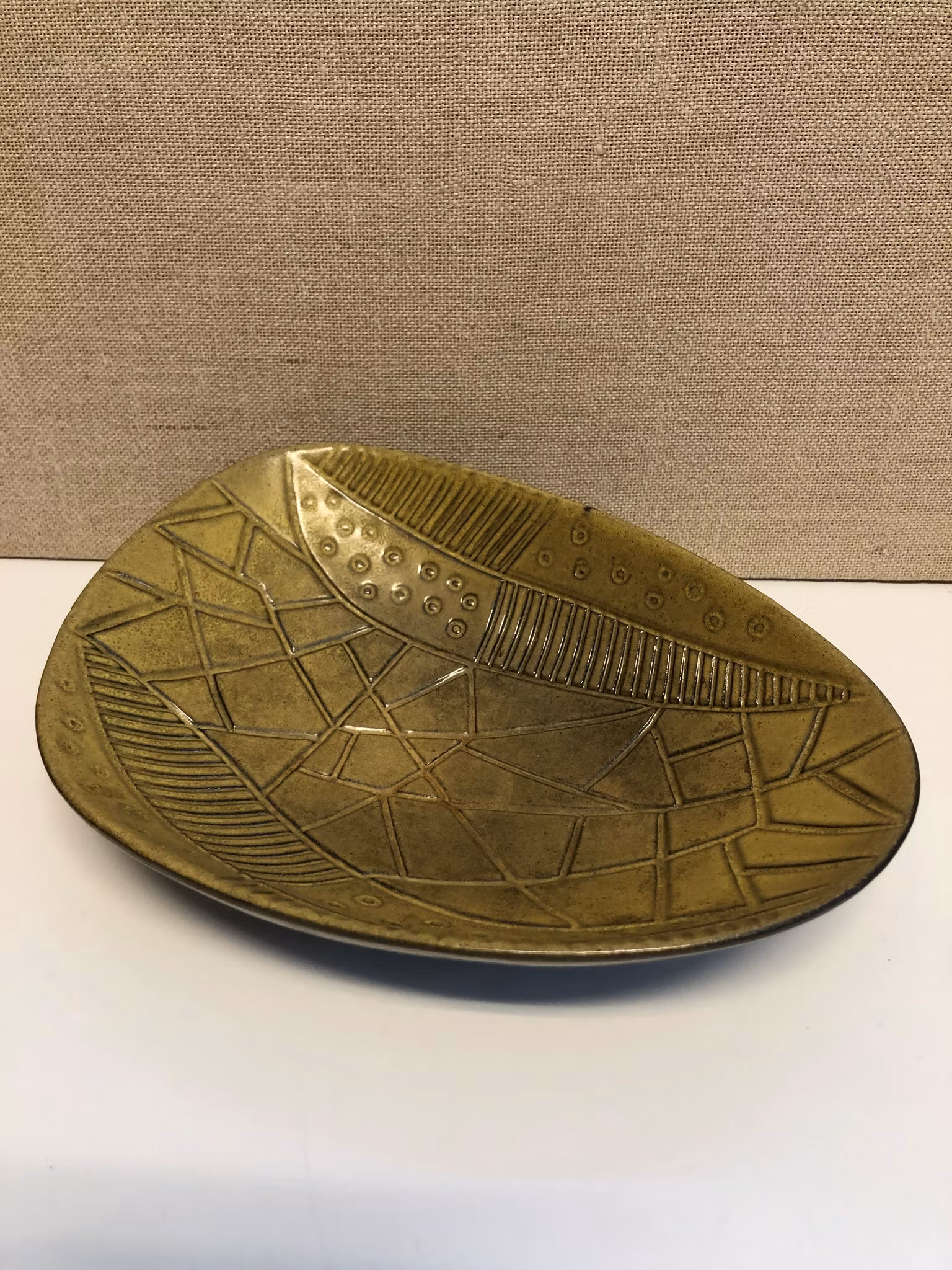 HJÖRDIS OLDFORS. Bowl, ceramic, "Ibitza", Uppsala Ekeby, 1950s-1960s.