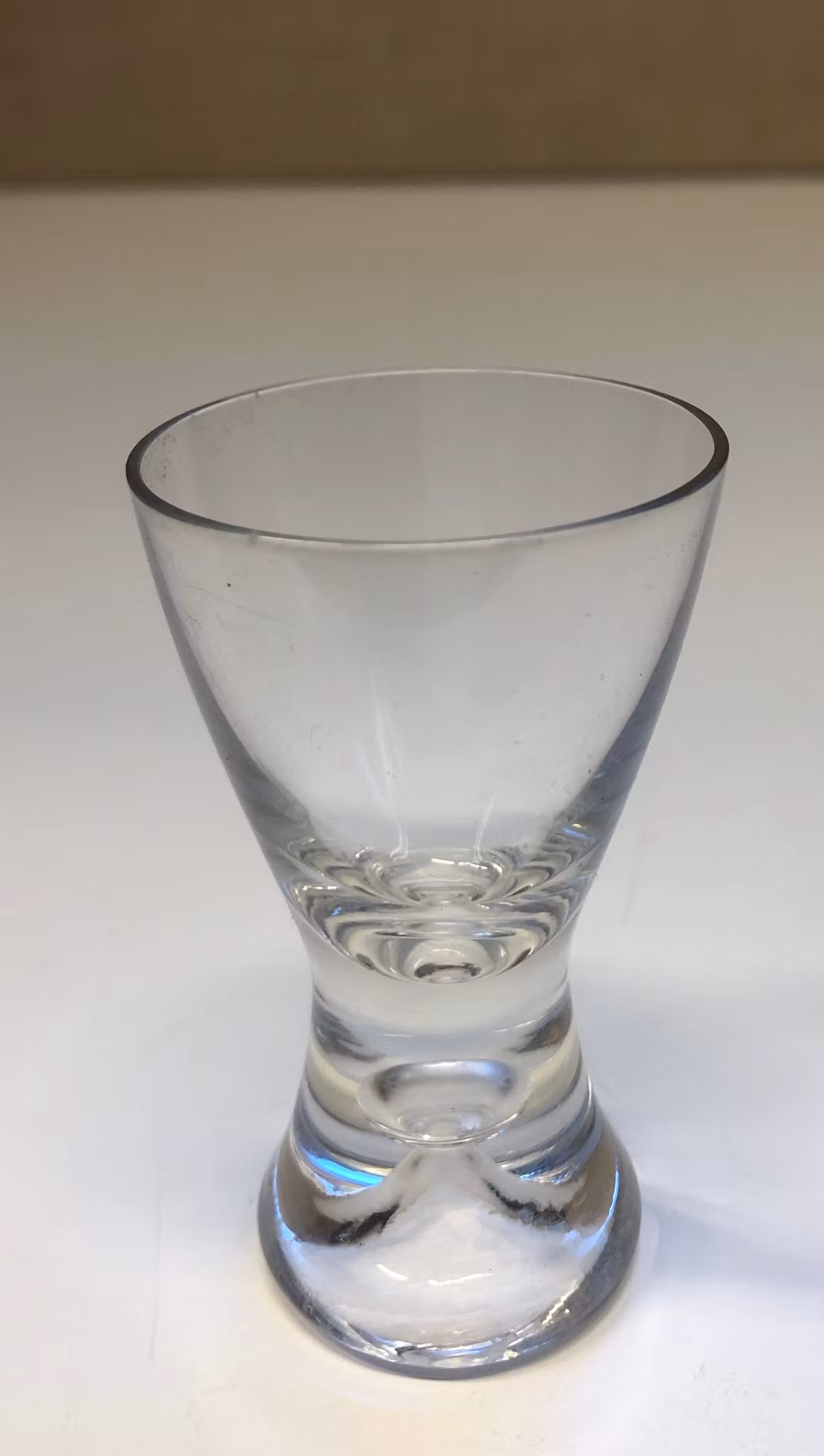 TAPIO WIRKKALA. Snapsglas, " Tapio", Iittala, 1900-talets andra hälft.