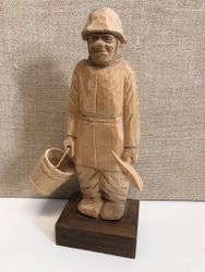 SKULPTUR, trä, "Brandman", monogramsignerad FE.