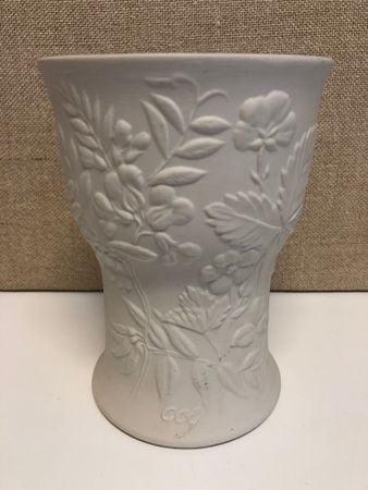 GUNVOR OLIN-GRÖNQVIST. Vase, ceramics, "Suvi", Arabia, Finland.