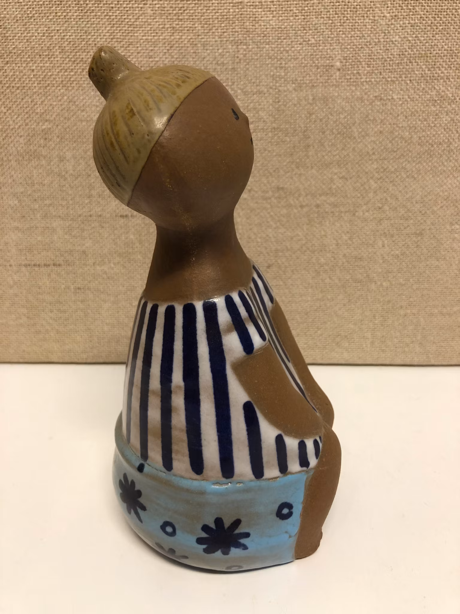 LISA LARSON. Figurin, stengods, "Lotta"  Gustavsberg 1962-1979