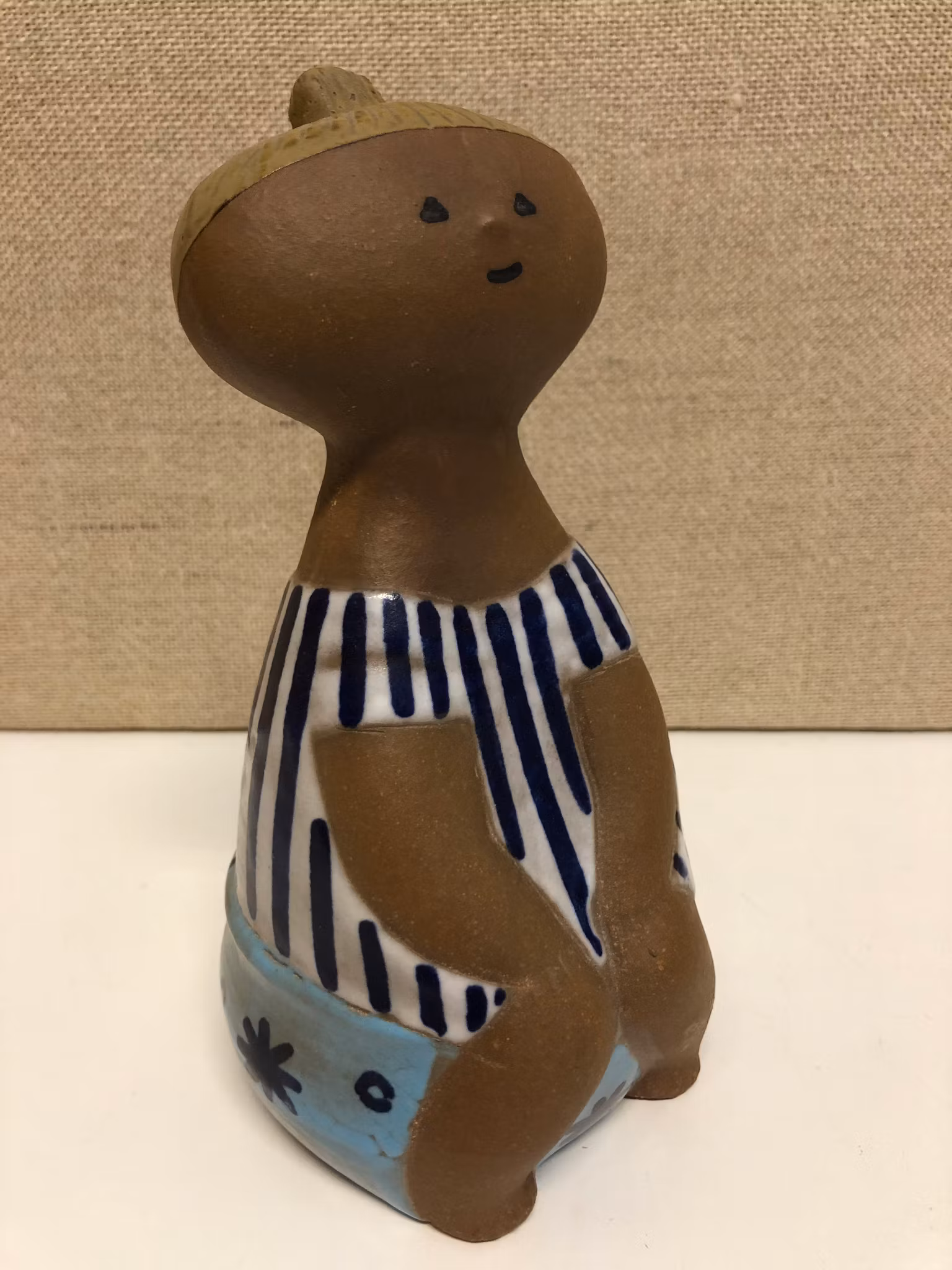 LISA LARSON. Figurin, stengods, "Lotta"  Gustavsberg 1962-1979