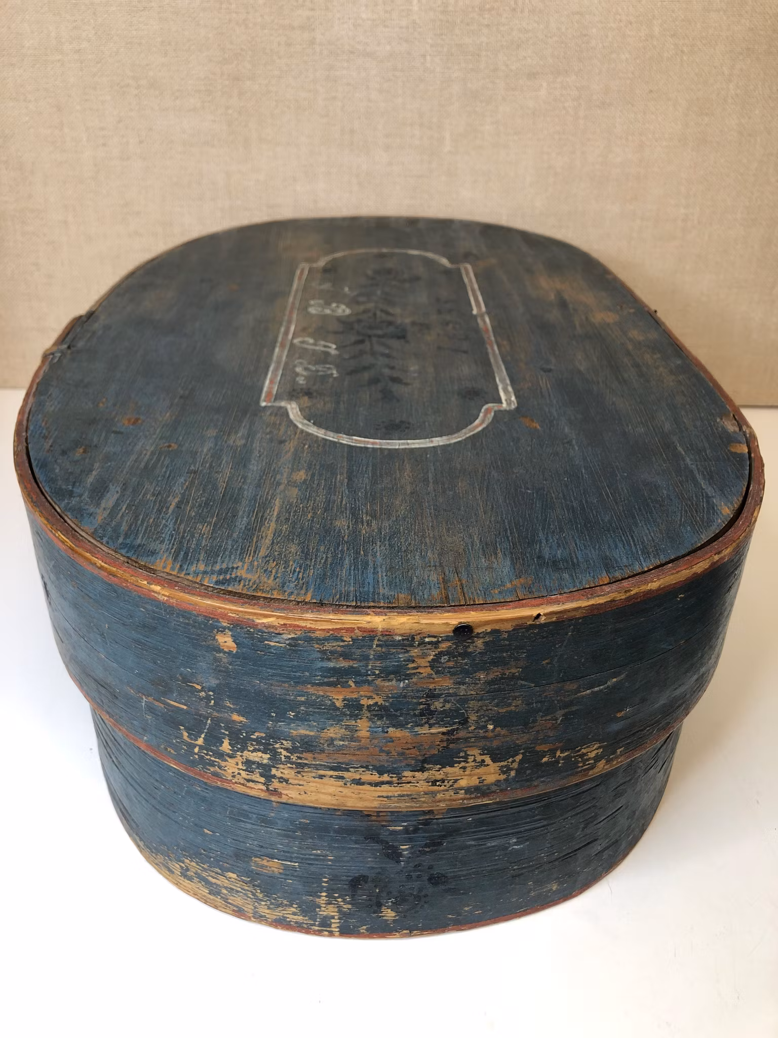 SVEPASK, allmoge, original målad, daterad 1835.