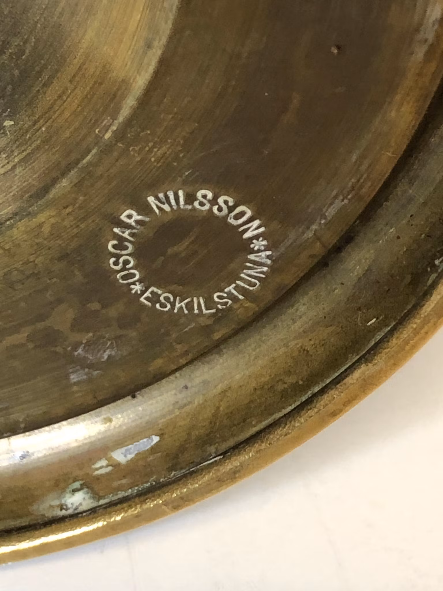 LJUSSTAKAR, ett par, mässing, Oscar Nilsson, Eskilstuna.