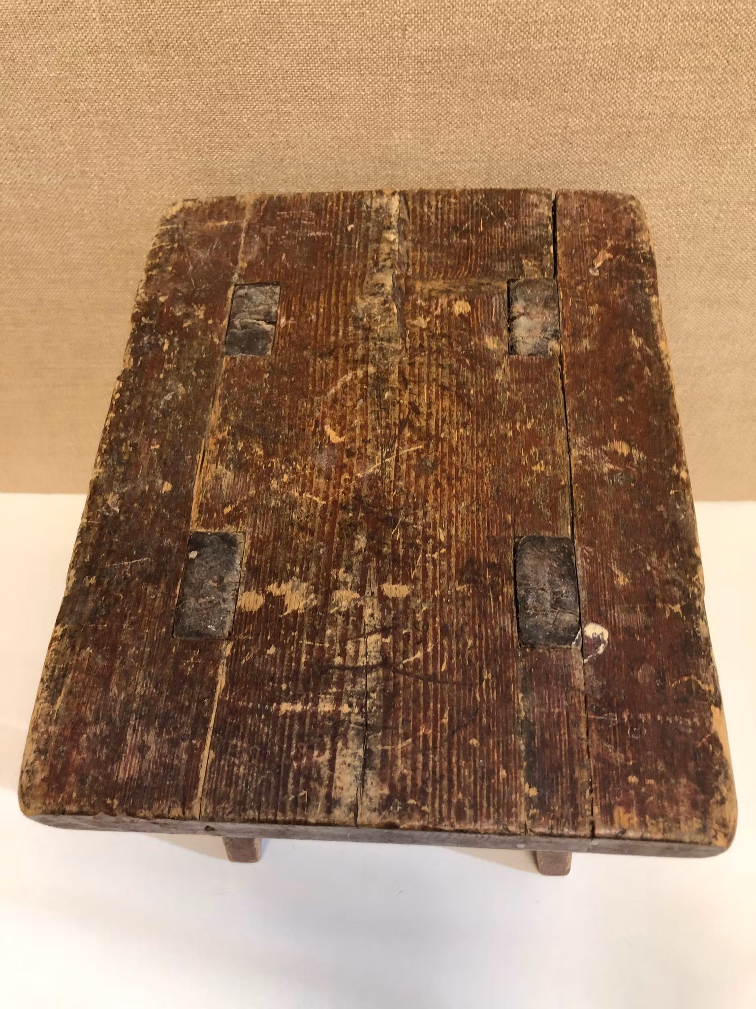 PALL, bemålad furu, allmoge, 1800-tal.