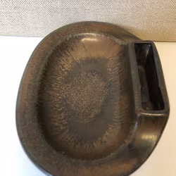 GUNNAR NYLUND. Ashtray, stoneware, Rörstarand.