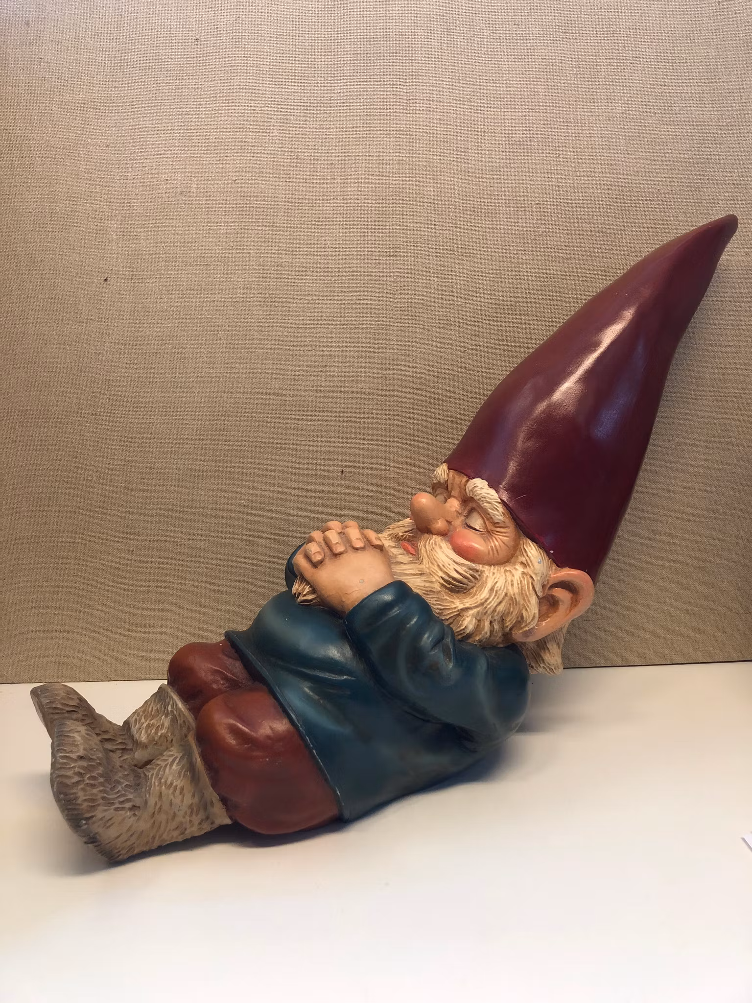 Rien Poortvliet, Sovande ”Tomte/ Gnome”,  komposit, Holland 1980-tal
