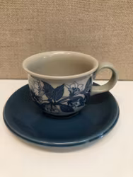 COFFEE CUP WITH SAUCER, stoneware, "Servis 80", Höganäs.