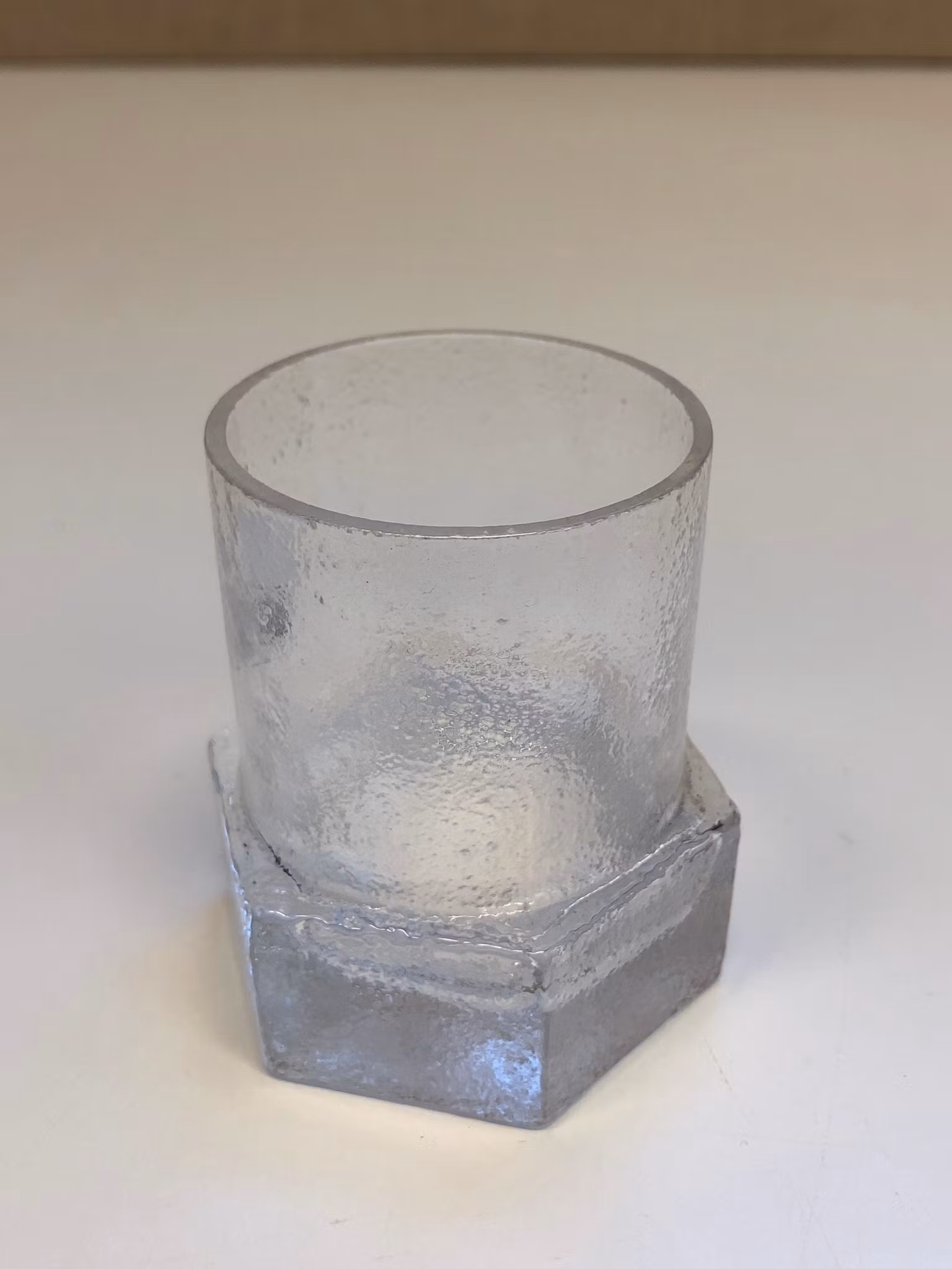GÖSTA SIGVARD. Snapsglas, "Bulten", Lindshammar.