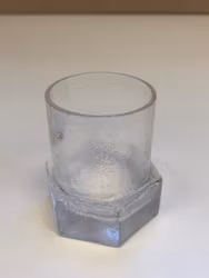 GÖSTA SIGVARD. Snapsglas, "Bulten", Lindshammar.