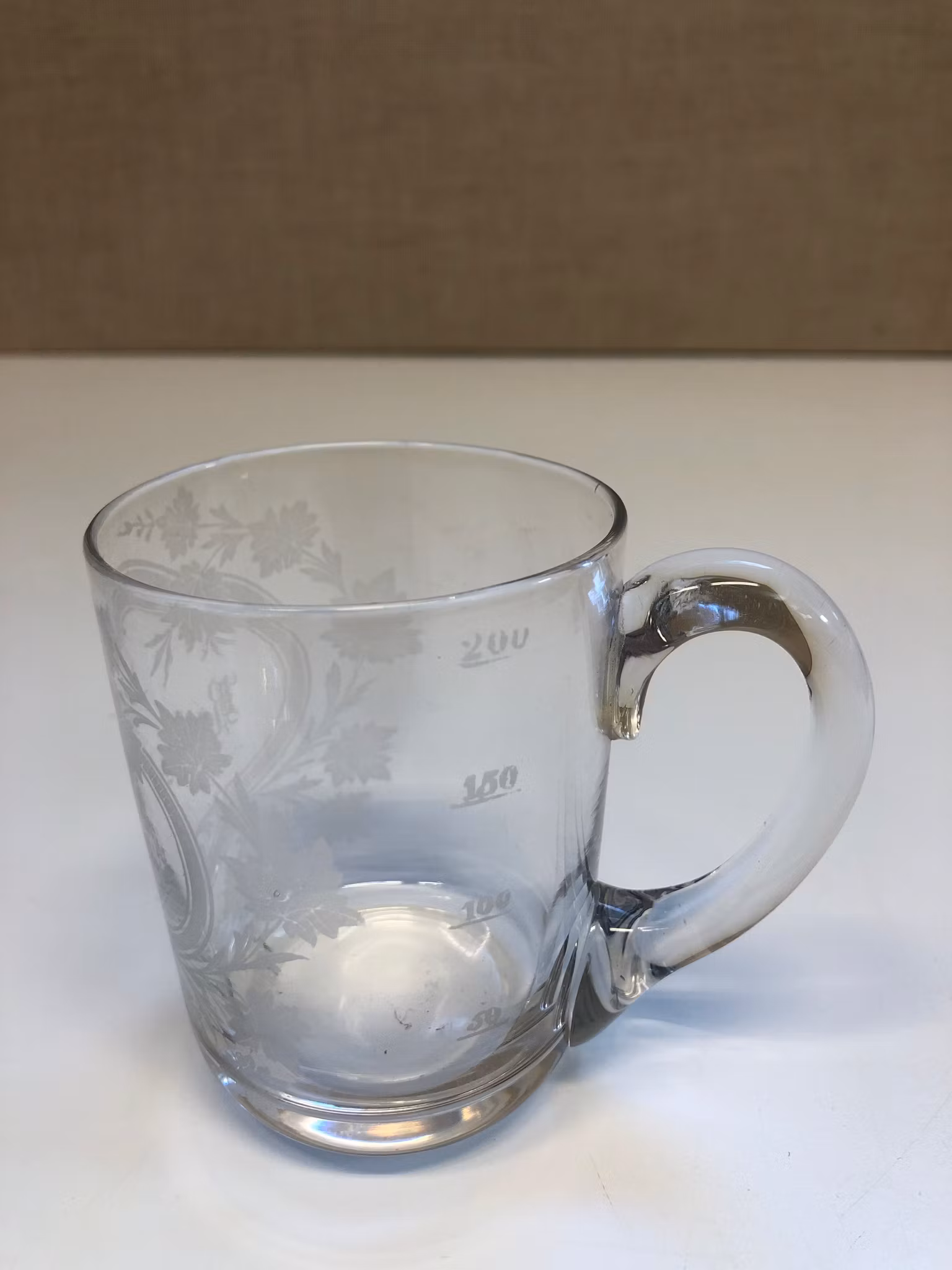 MUGG, glas , etsad dekor, Ronneby Brunn, 18/1900-tal.