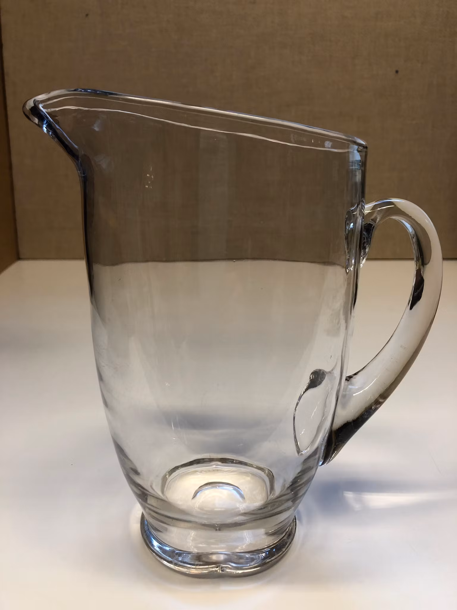 TILLBRINGARE, glas, handblåst,1900-talets första hälft.