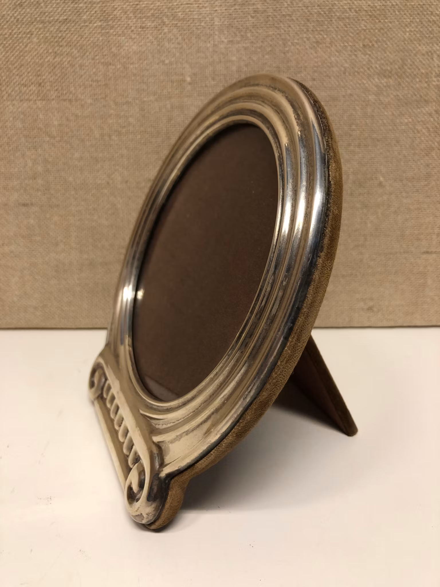FOTORAM, bordsmodell, silver/trä, 1900-tal.