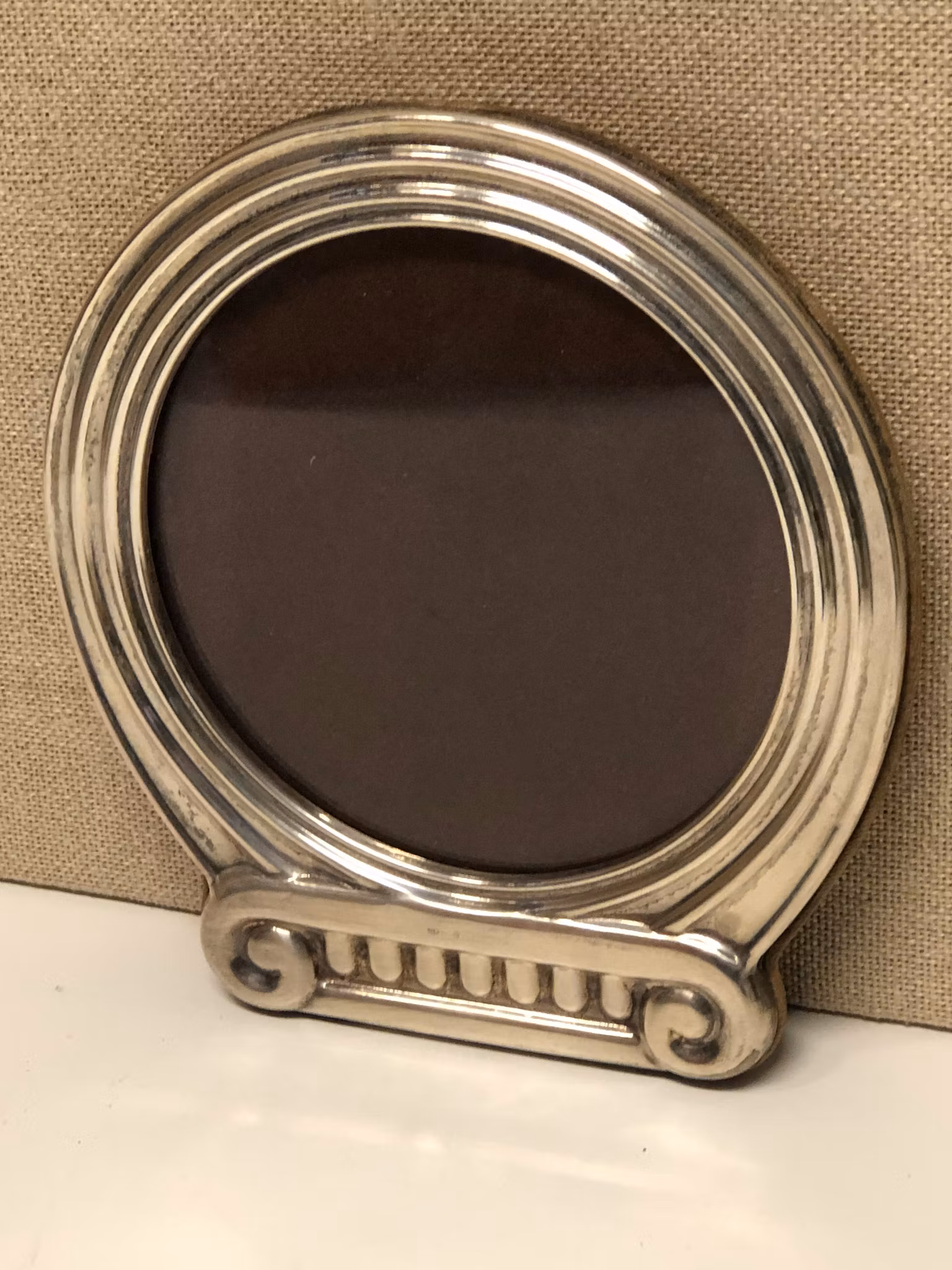 FOTORAM, bordsmodell, silver/trä, 1900-tal.