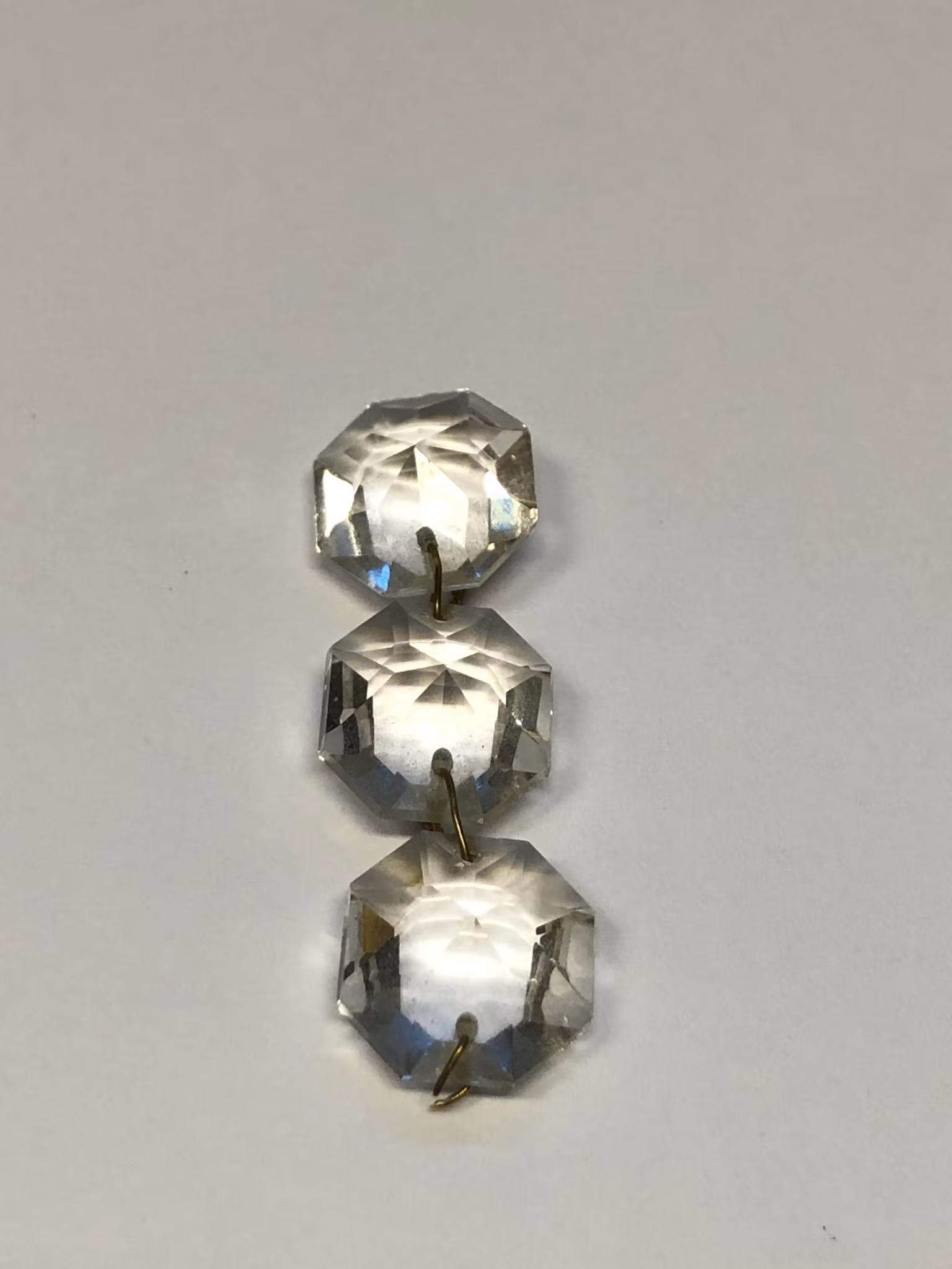 PRISMOR 3 st, kristall, 1900-talets andra hälft.