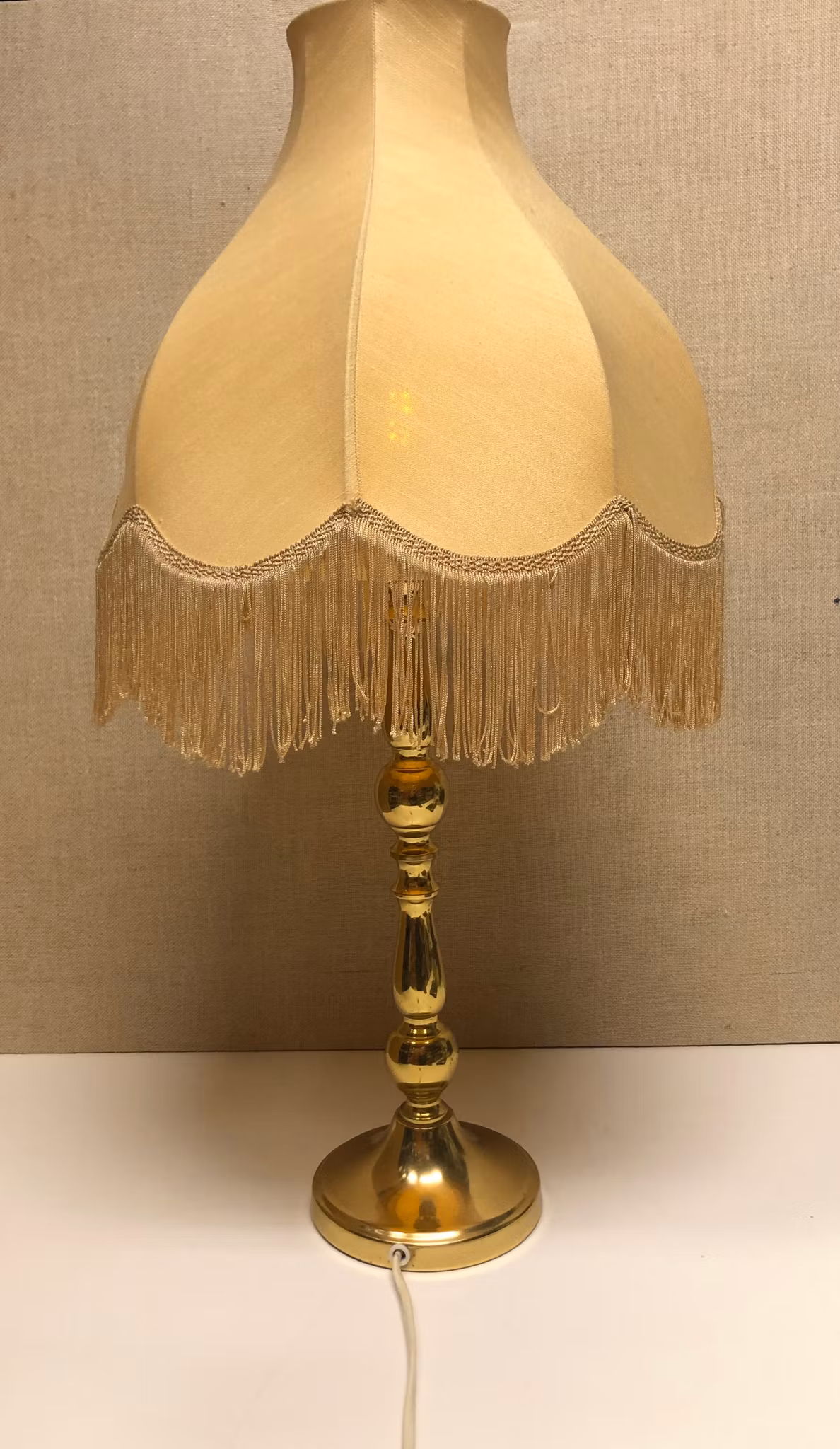 BORDSLAMPA, mässing/textil, Ivars IA typ 1736, 1970-tal.