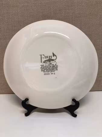 MATTALLRIK, porslin, "Fish", No. 5, Johnson Bros, England