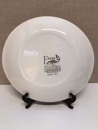 MATTALLRIK, porslin, "Fish", No. 7, Johnson Bros, England