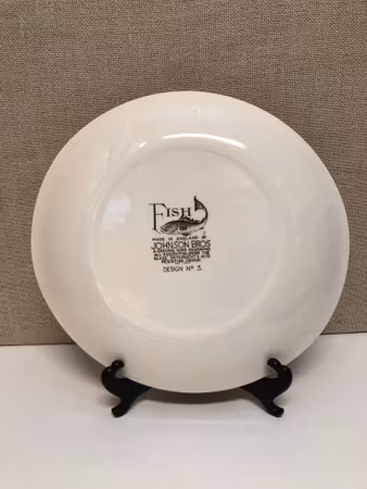 MATTALLRIK, porslin, "Fish", No. 3, Johnson Bros, England