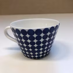 STIG LINDBERG. Kaffekopp, benporslin, "Adam", Gustavsberg.