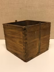 TRÄMÅTT, furu, 2 liter krönt, 1921.