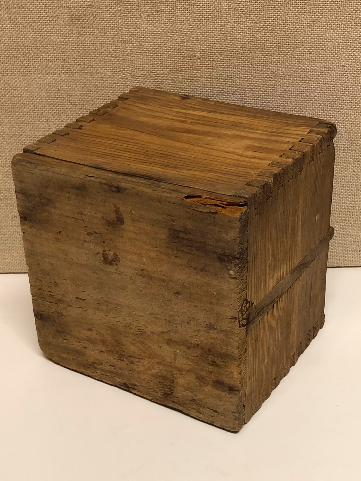 TRÄMÅTT, furu, 2 liter krönt, 1921.