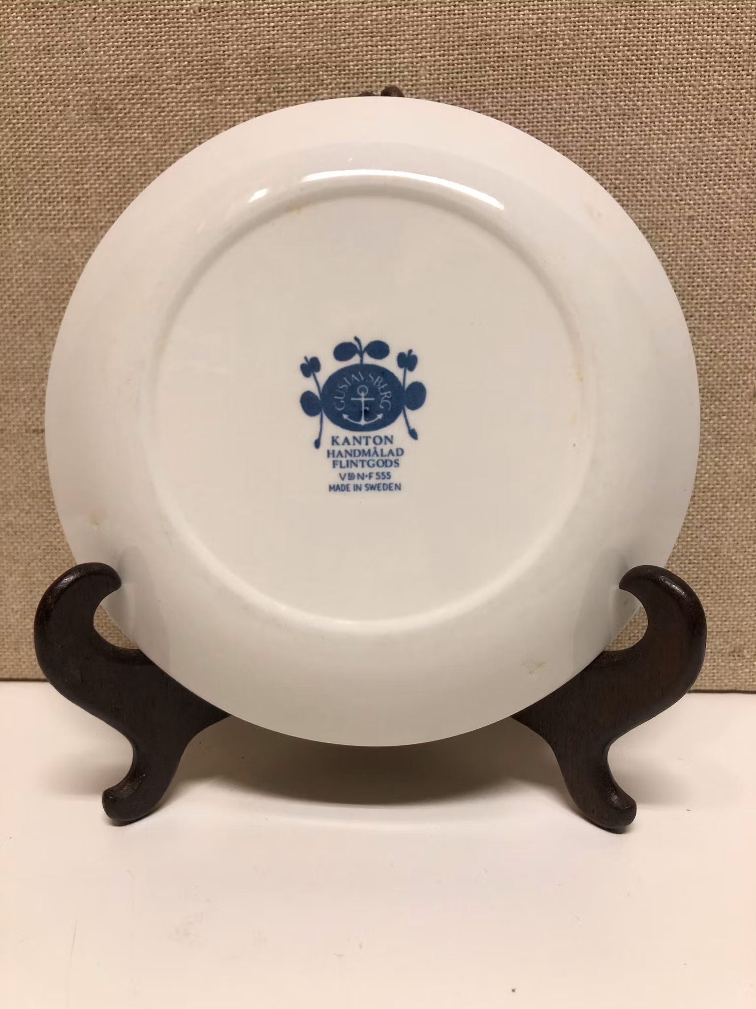 STIG LINDBERG. Assiett, flintgods, "Kanton, Gustavsberg.