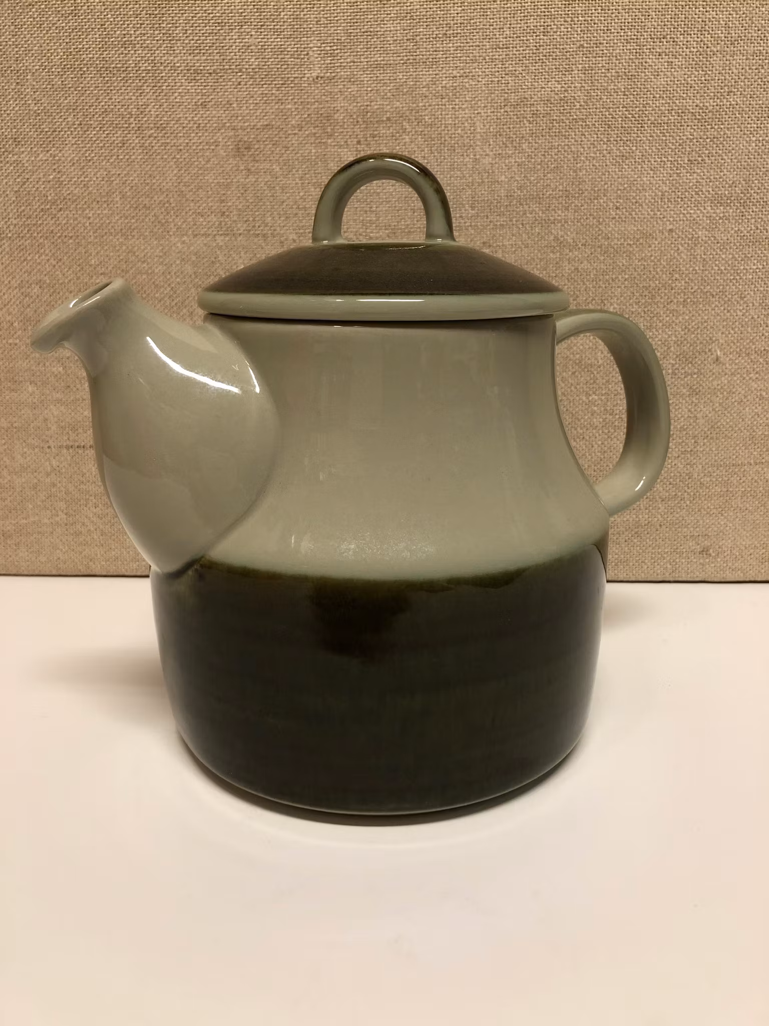 MARIANNE WESTMAN. Tekanna, stengods, "Maya", Rörstarnd, Sweden.