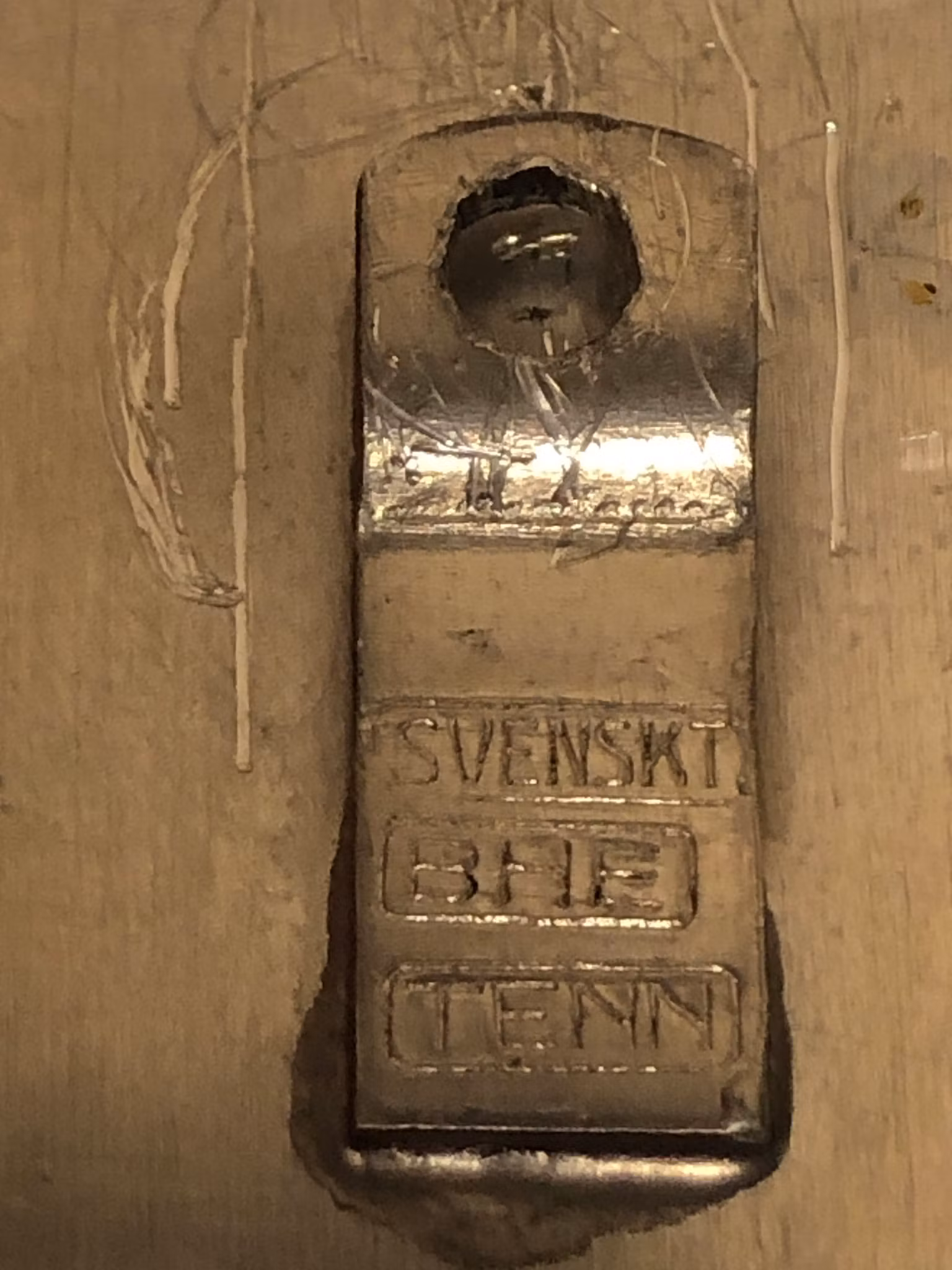 VÄGGLAMPETTER, ett par, tenn, Swedish Grace, B.H. Edlund, Stockholm, 1900-talets förta hälft.