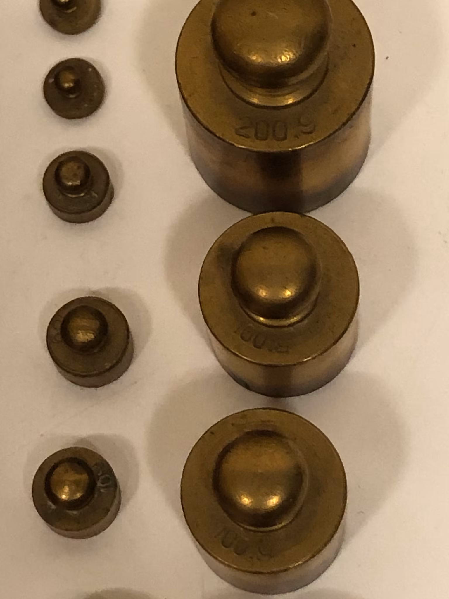 VIKTSATS, mässing, 200-1 gram, 1900-tal.