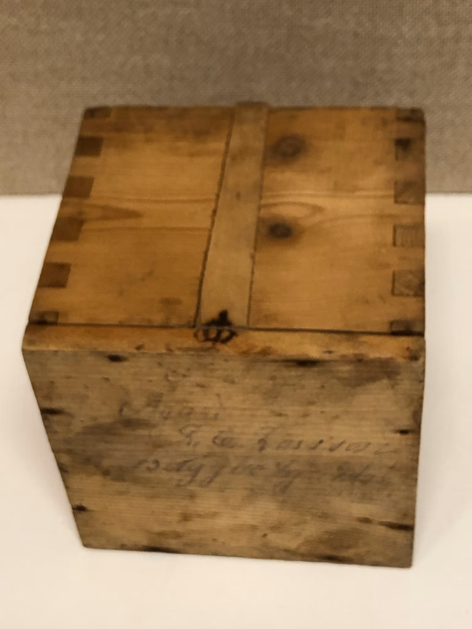 TRÄMÅTT, furu, 1 liter krönt, 1928.