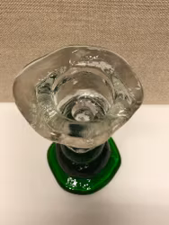 PERTTI SANTALATHI. Ljusstake, glas, Humppila, Finland.