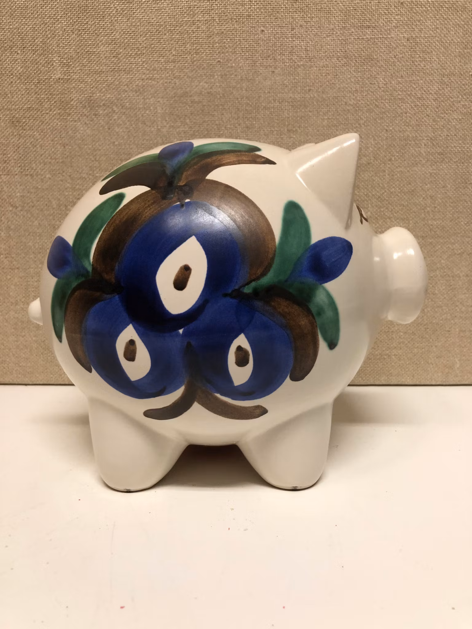 SPARBÖSSA, keramik, 1900-tal.