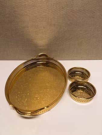 BOTTLE AND 2 COASTERS, metal coated with 24 K, Scandia Gold