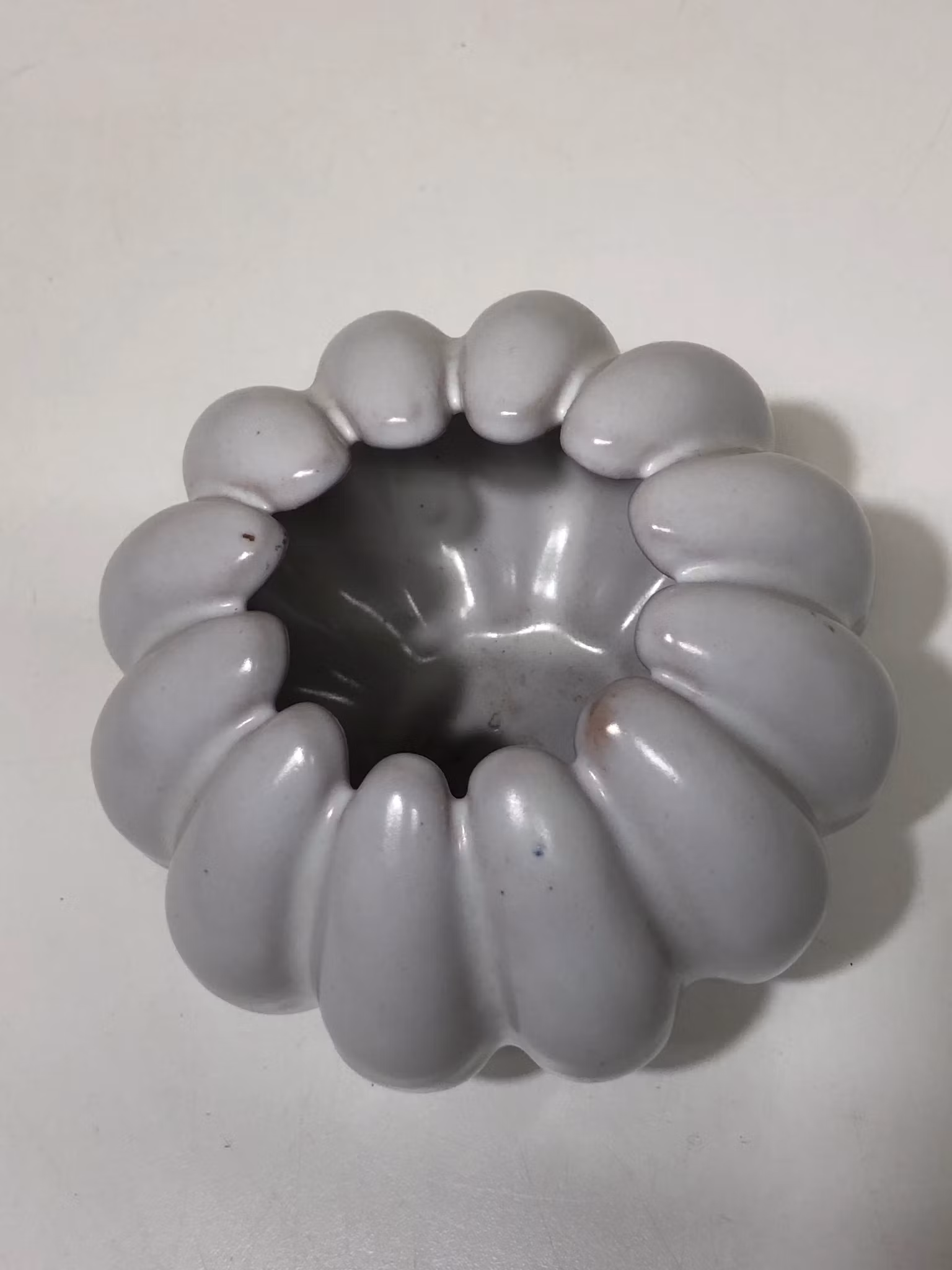 ANNA-LISA THOMSON. Klyftvas, keramik, Uppsala-Ekeby, 1950-tal.